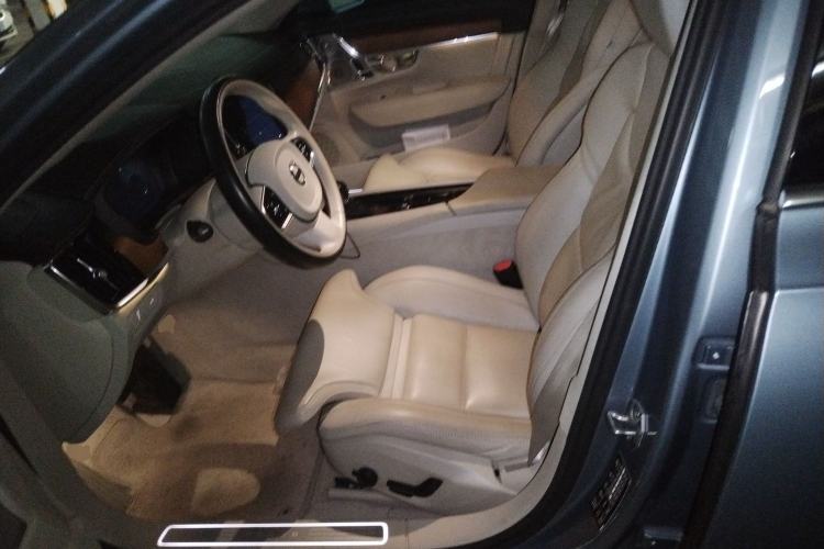 Used Volvo S90 2019 T5 Prestige Edition
