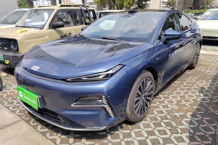 Used Geely Galaxy 8 2025 130km EM-P Starship Edition