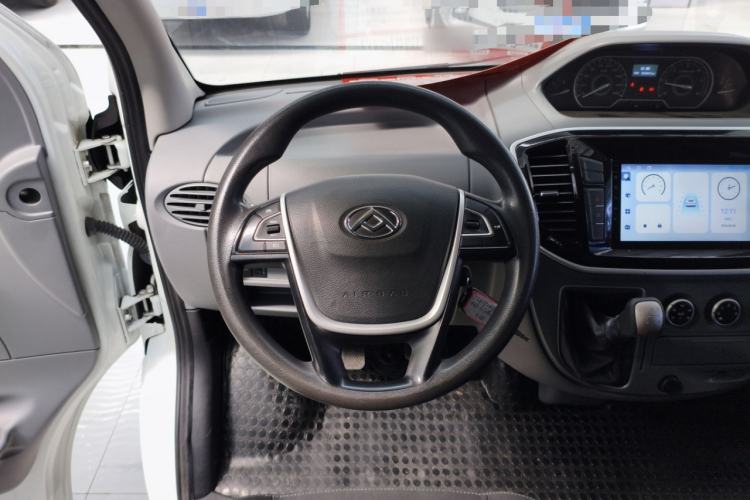 Used SAIC MAXUS Xintu V80 2021 2.0T Manual Classic Aoyuntong Long Wheelbase Mid-Roof 6/7/8/9-Seater