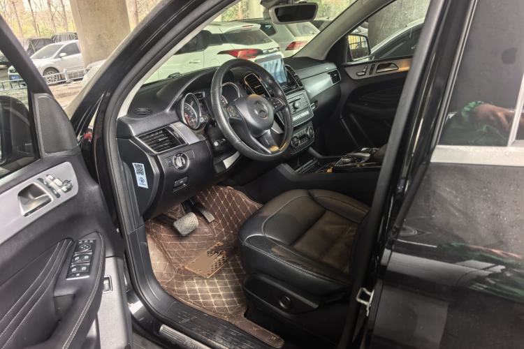 Used Mercedes-Benz GLE Coupe 2017 GLE 400 4MATIC Coupe SUV Left Front Seat