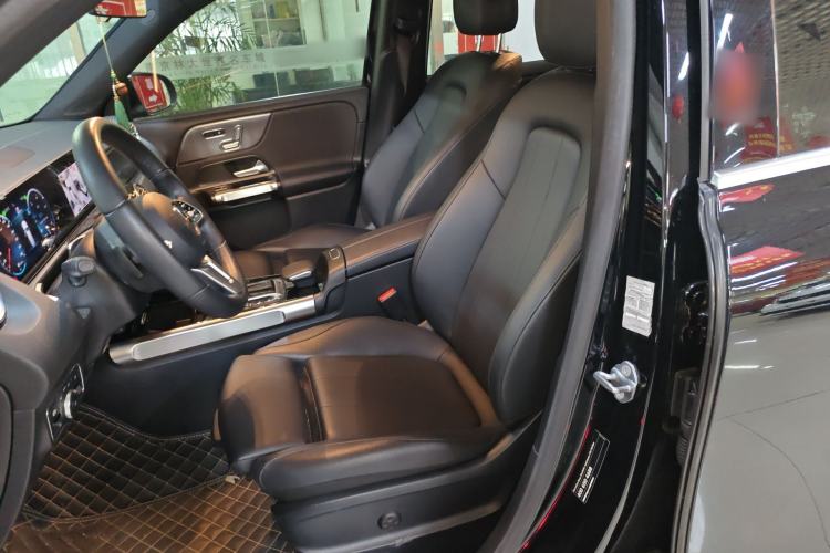 Used Mercedes-Benz GLB 2020 Facelift GLB 200 Fashion Edition Left Front Seat