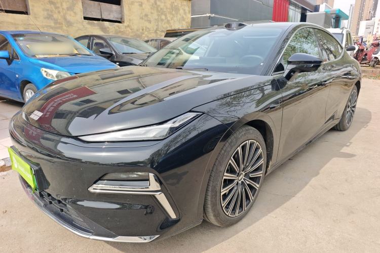 Used Geely Galaxy 8 2025 130km EM-P Starship Edition