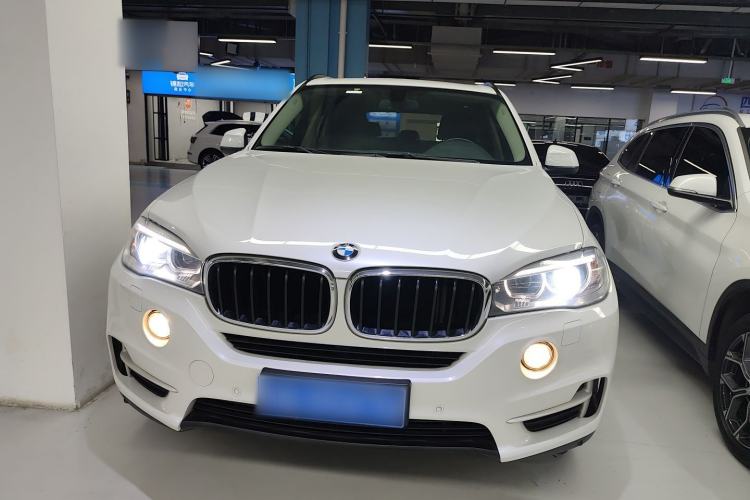 Used BMW X5 2015 xDrive28i Front