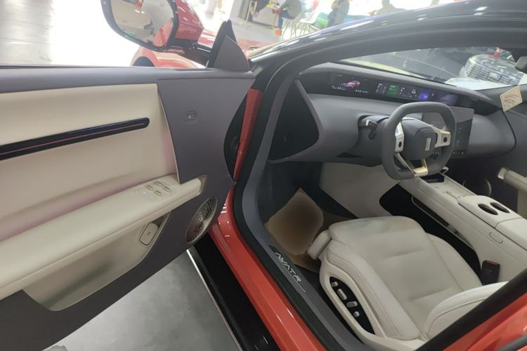 Used Avatr 06 2025 Pro Range-Extended Edition