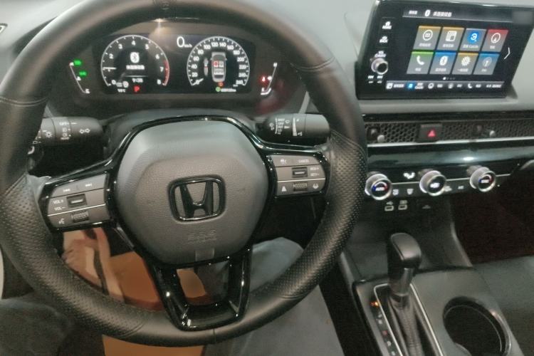 Used Honda Civic 2022 240TURBO CVT Dynamic Edition Steering Wheel