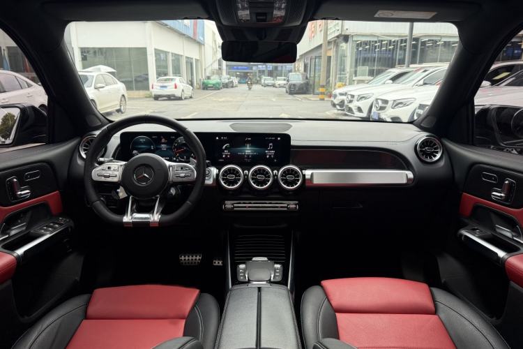 Used Mercedes-Benz GLB AMG 2021-Year Restyled AMG GLB 35 4MATIC Interior 1