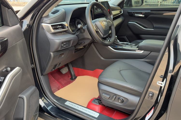 Used Toyota Highlander 2023 2.5L Smart Electric Hybrid Dual-Engine Four-Wheel Drive Prestige Version – 7 Seats