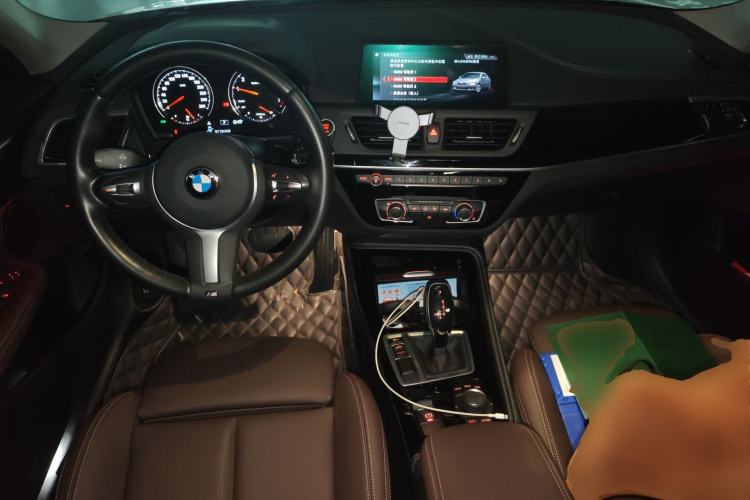 Used BMW 1 Series 2020 120i M Sport Package Center Console