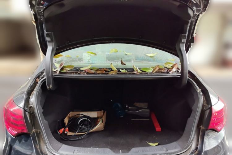 Used GAC Trumpchi GA6 2015 1.8T DCT Elite Model
