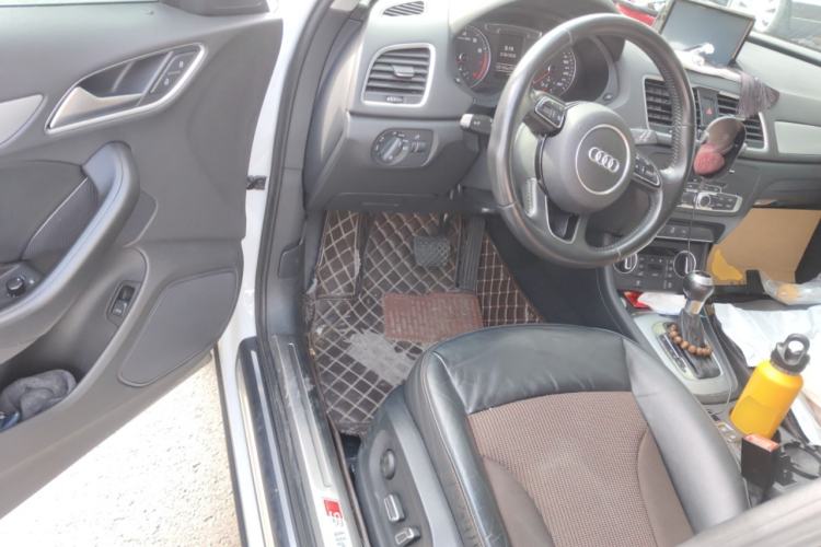 Used Audi Q3 2017 30 TFSI Fashion Model
