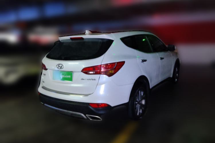 Used Hyundai Santa Fe 2015 2.0T Automatic Two-Wheel Drive Smart Version 5 Seats
