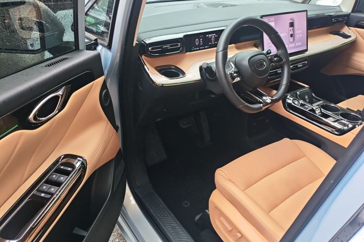 Used GAC Trumpchi E8 New Energy 2024 150km MAX+ Driver Seat