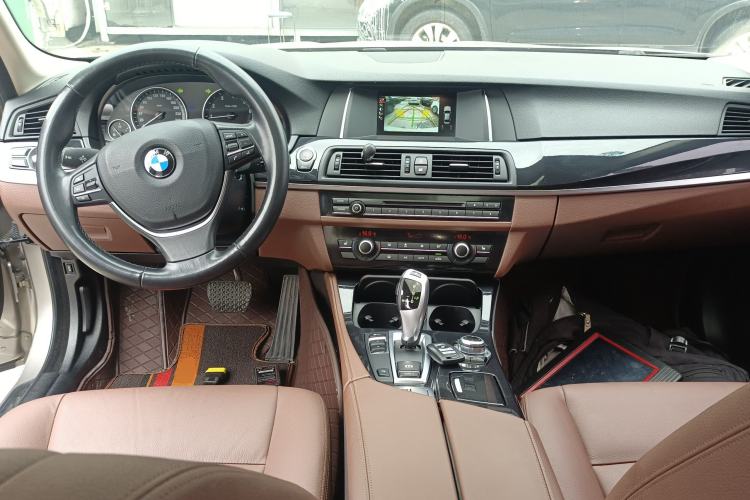 Used BMW 5 Series 2017 520Li Elegant Edition
