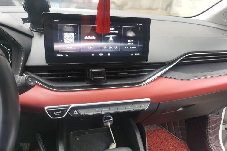 Used Geely Auto Emgrand S 2021 1.4T CVT Prestige Edition Audio And AC Panel