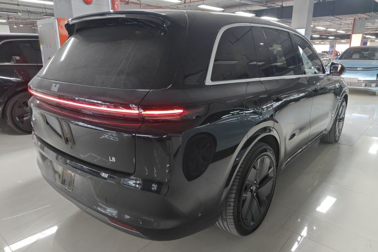 Used Li Auto L8 2025 Max Smart Refresh Edition
