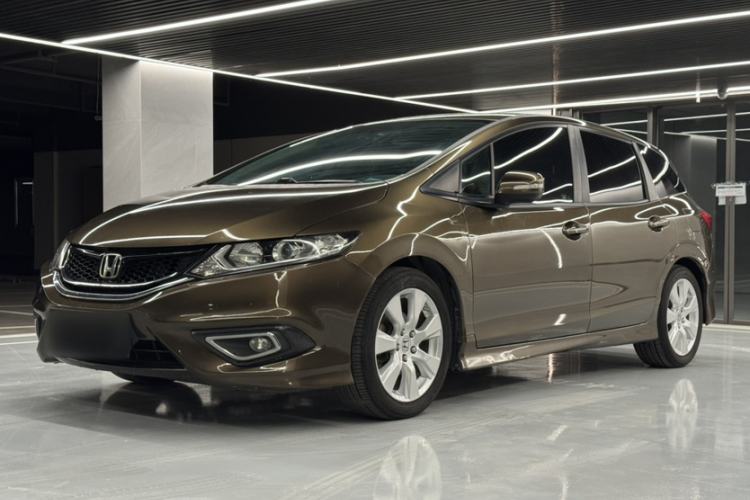 Used Honda Jade 2013 1.8L automatic Comfort version 5 seats