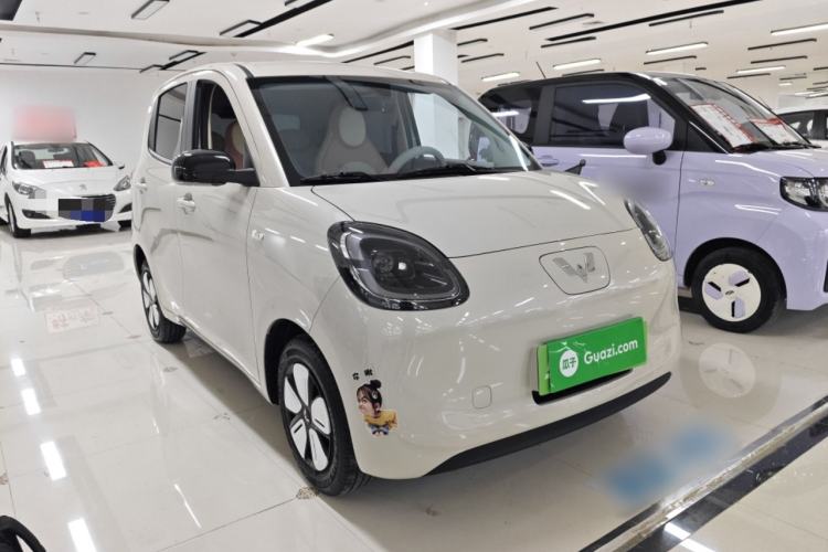 Used Wuling Hongguang MINIEV 2025 Four-Door Version Advanced Edition Front Right 45 Deg