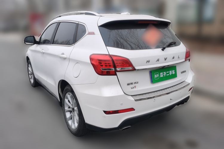 Used Haval H2 2016 Red-Label 1.5T Manual Two-Wheel Drive Luxury Model
