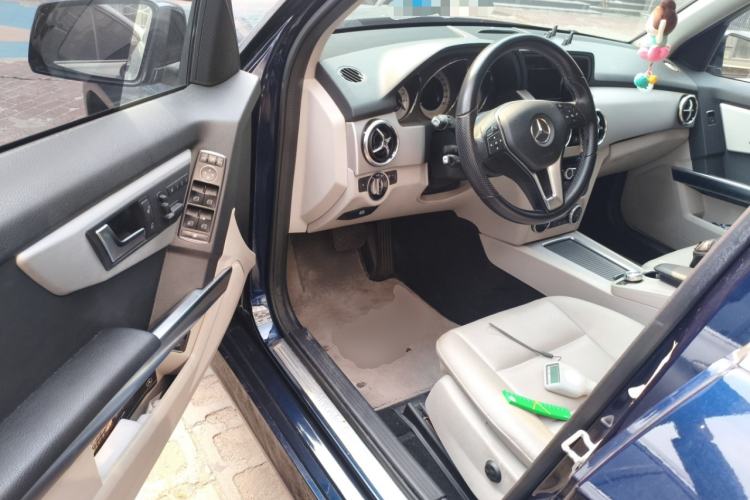 Used Mercedes-Benz GLK-Class 2013 GLK 300 4MATIC Dynamic Sunroof Model Driver Seat