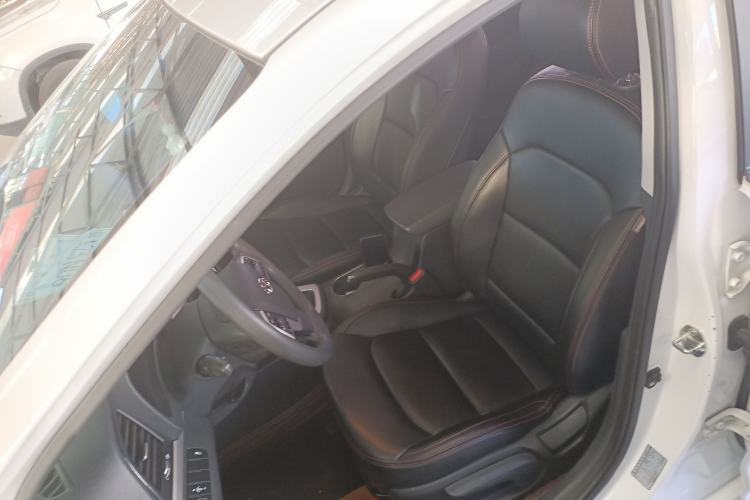 Used Hyundai Elantra (6th Generation / Lingdong) 2016 1.6L Automatic ZhiXuan – Elite Version