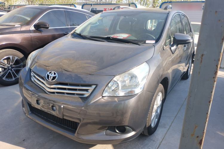 Used Toyota Verso 2014 Starlight 180E CVT Elite Edition