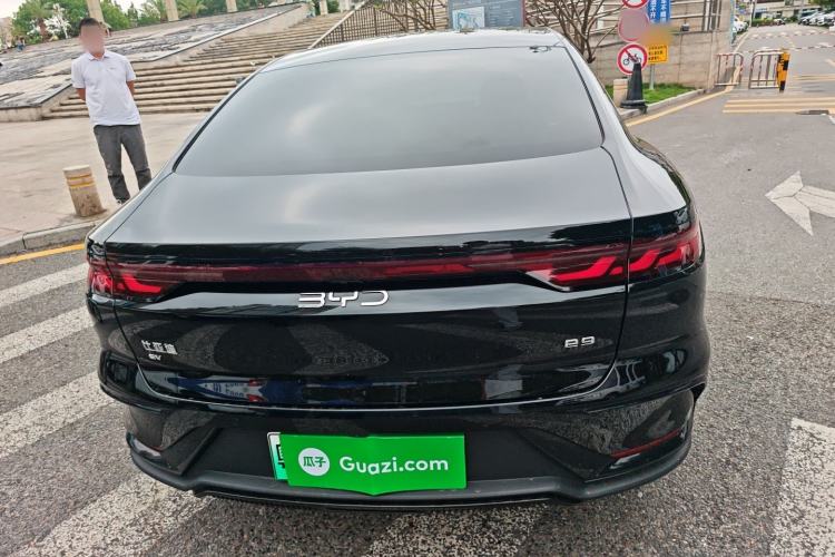 Used BYD e9 2025 Model 506 Luxury Version Rear