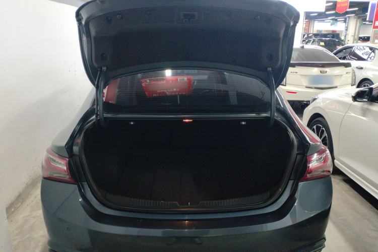 Used Chevrolet Malibu XL 2022 535T Automatic Sport Edition Trunk