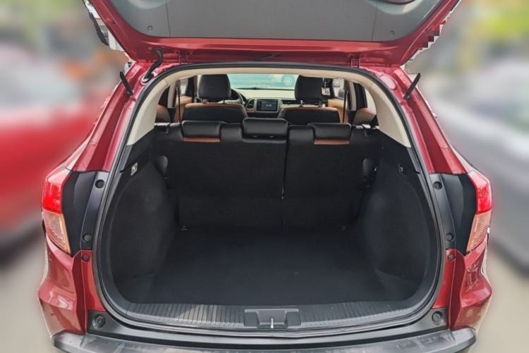 Used Honda Vezel 2016 1.8L CVT Front-Wheel Drive Pioneer Edition
