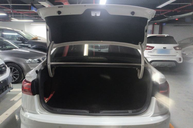 Used Volkswagen Bora 2021 1.5L Manual Fashion Smart Connect Edition