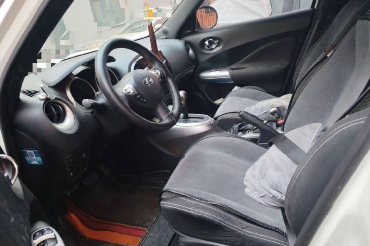 Used Infiniti ESQ 2014 1.6L Spontaneous Edition