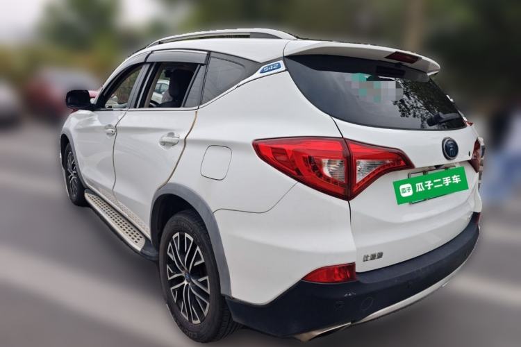 Used BYD Song New Energy 2017 Song DM 1.5TID All-Wheel Drive Luxury Model
