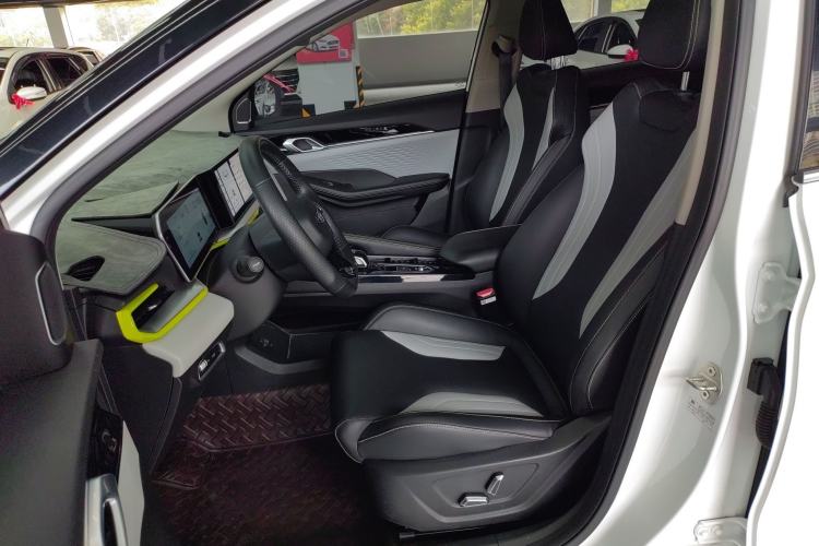 Used Geely Auto Coolray 2022 Bin Yue COOL 1.5TD DCT Ignite Edition