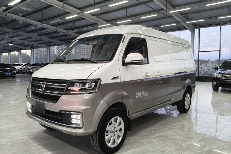 Used Jinbei New Hiace S 2023 1.5L Wealth Edition Van 2/5-Seater Non-Air-Conditioned Version SWC15M