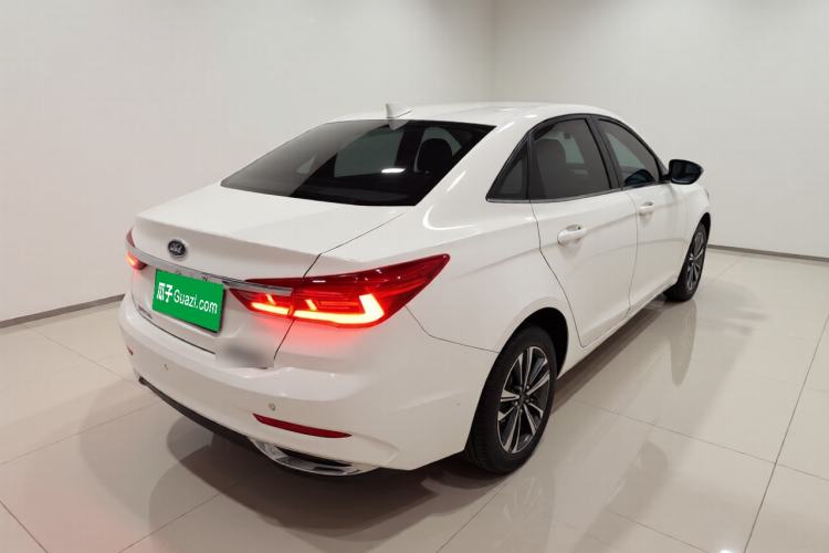 Used Ford Escort 2021 1.5L Automatic Diamond Edition
