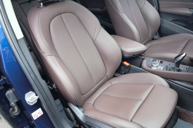 Used BMW X1 2020 sDrive25Li Leading Model Right Front Seat