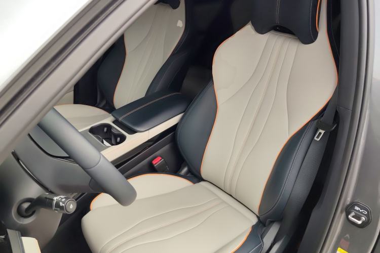 Used BYD Song PLUS New Energy 2024 HONOR Edition DM-i 110km Flagship Model Left Front Seat