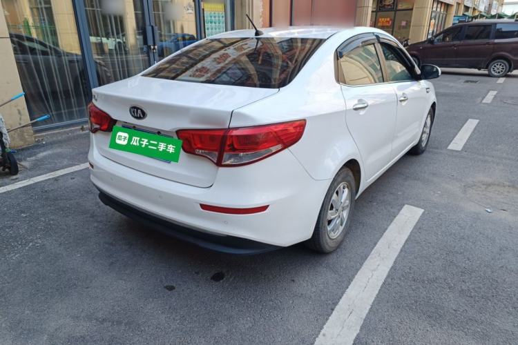 Used Kia K2 2015 Sedan 1.4L MT GLS