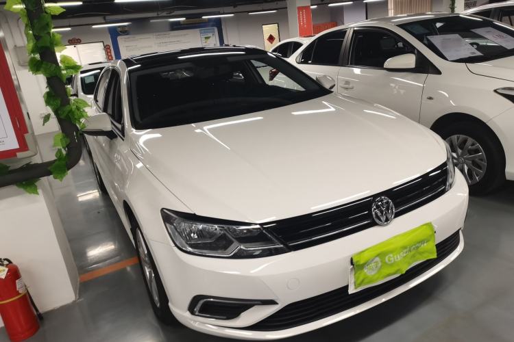 Used Volkswagen Lamando 2017 230TSI DSG Fashion Edition
