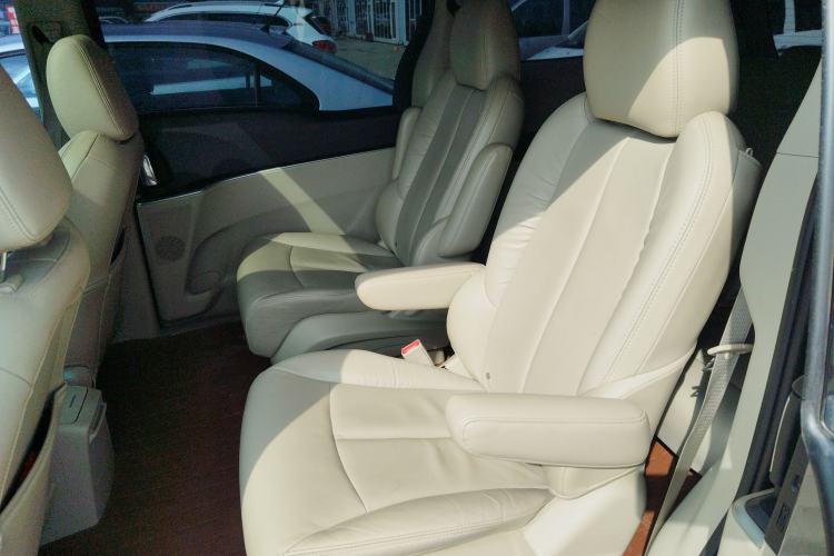 Used Buick GL8 2017 25S Prestige Version China V Standard Left Rear Seat