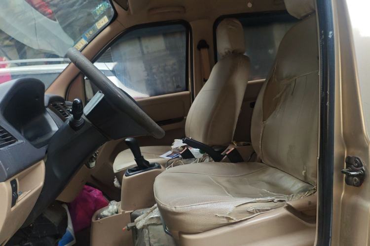 Used Wuling Rongguang 2014 1.2L S Standard Model