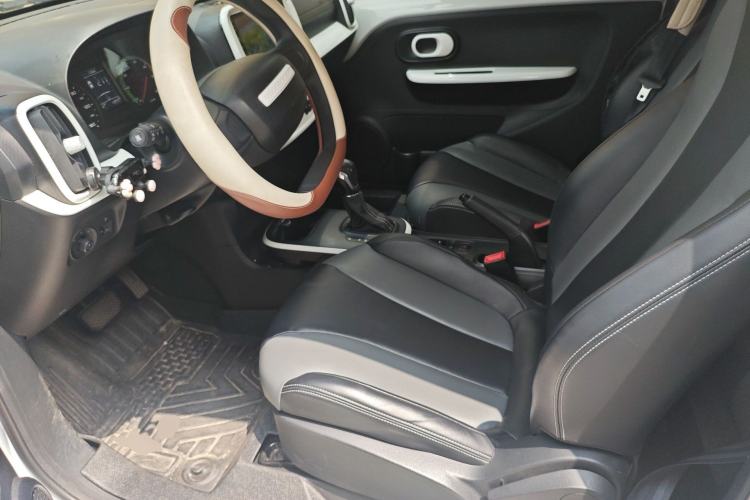 Used Roewe Clever 2022 311km QiQi BoBo Edition Left Front Seat