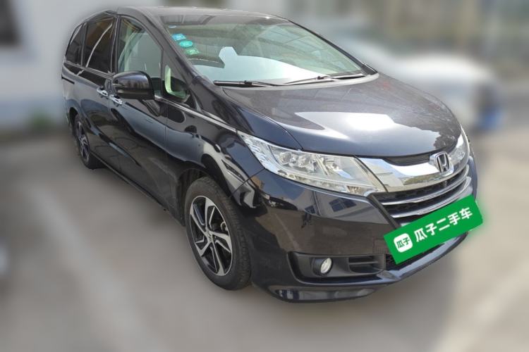 Used Honda Odyssey 2017 2.4L Supreme Edition Front Right 45 Deg