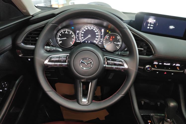 Used Mazda 3 Axela 2023 2.0L Automatic ZhiZhen Edition Steering Wheel
