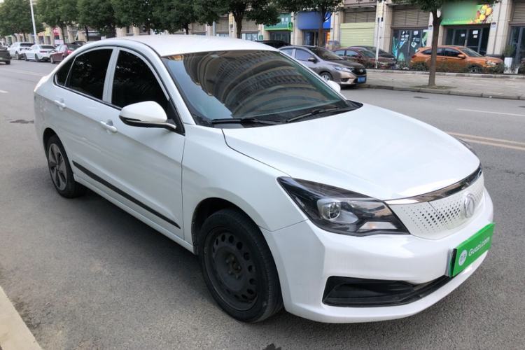 Used Dongfeng Aeolus E70 2023 500 Smart Edition Lithium Iron Phosphate 48.6 kWh 120 kW