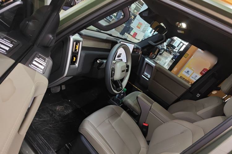 Used iCAR V23 2025 501 Four-Wheel Drive Intelligent Driving Version