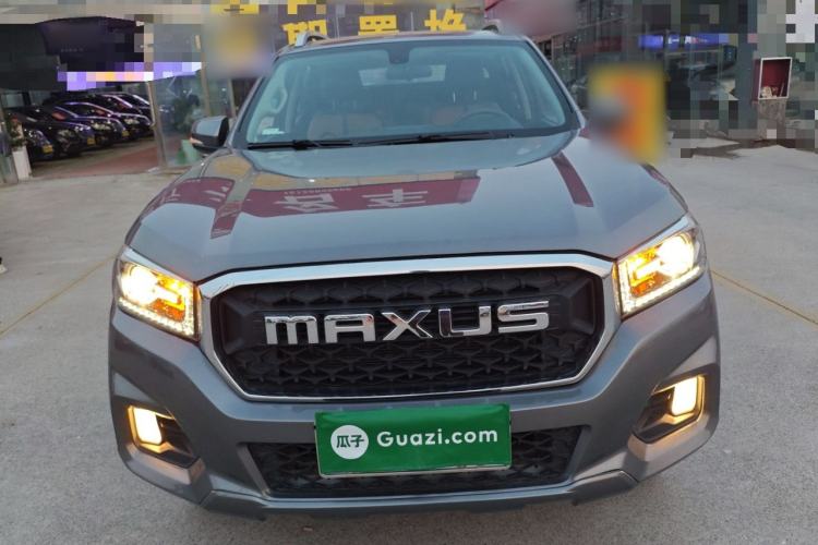 Used SAIC MAXUS T70 2021 2.0T Diesel Automatic Two-Wheel Drive Elite Version with Long Bed and High Ground Clearance