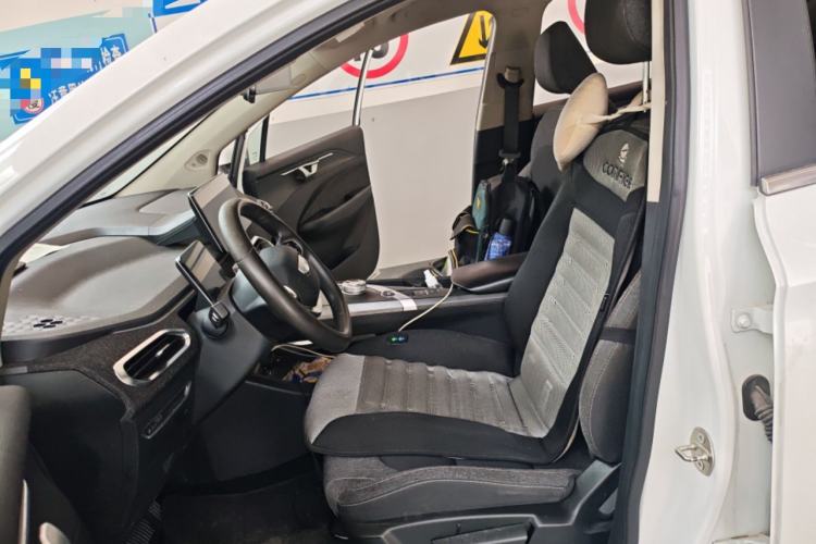 Used Geometry C 2020 Premium Range Version 400 KM C+
