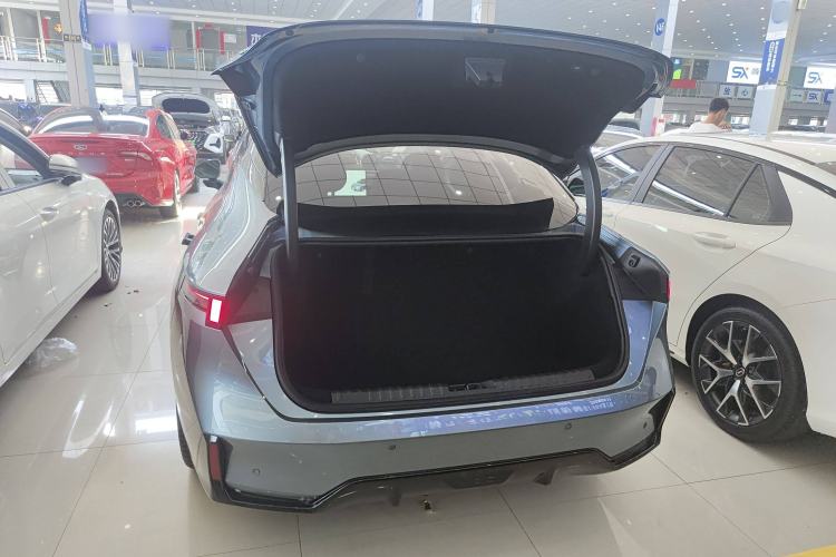 Used Lynk & Co 07 2024 EM-P 126 Long-Range Ultra