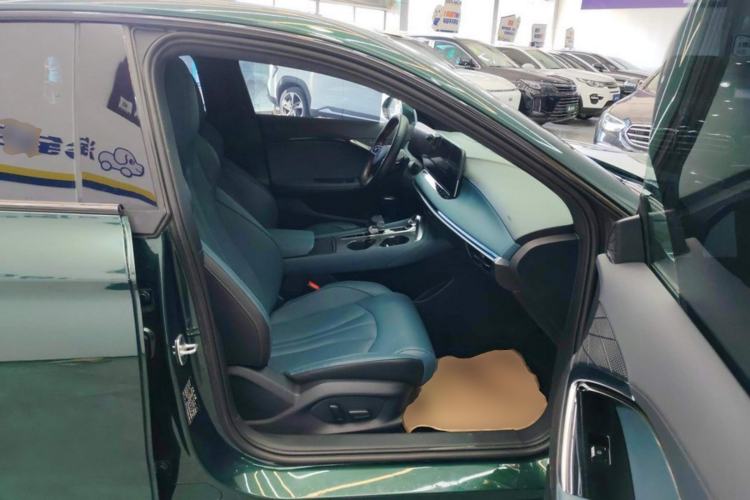 Used MG 7 2023 2.0T Automatic Trophy+ Ignition Glory Edition
