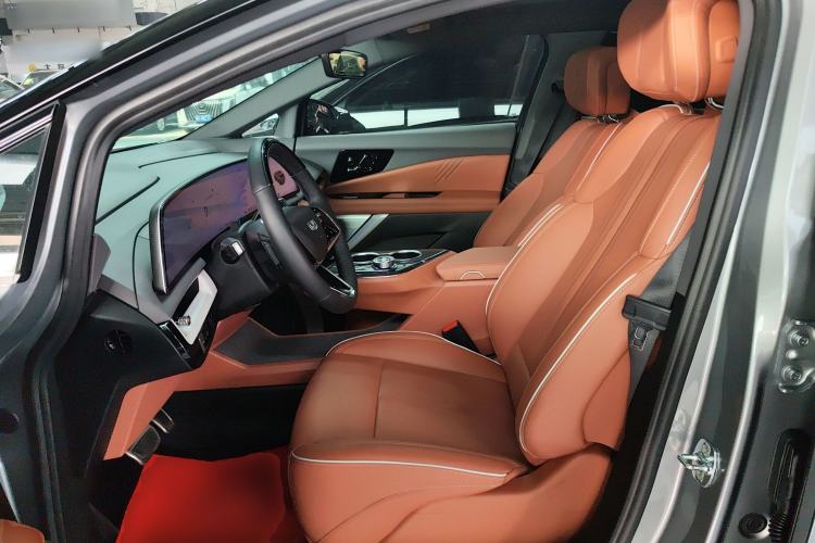 Used Cadillac OPTIQ 2024 Four-Wheel Drive Long-Range Version
